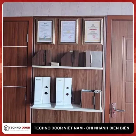 Ảnh 3 - Technodoor khai trương Showroom chi nhánh tại Điện Biên trung bày các dòng Cửa gỗ, Cửa gỗ Chống cháy, Cửa nhựa